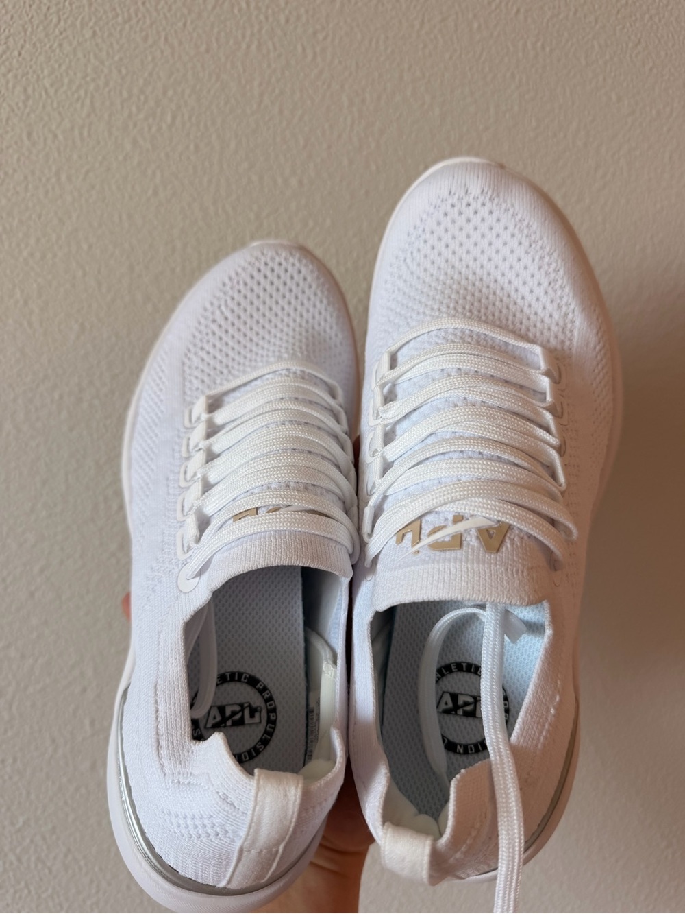 NEW APL Women's TechLoom Breeze sneakers $245